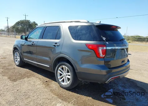 2017 Ford Explorer Xlt z USA, uszkodzony, nr VIN 1FM5K7D88HGC14886